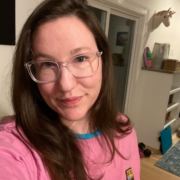 Meet your Posher, Emma - Picture 2 of 2